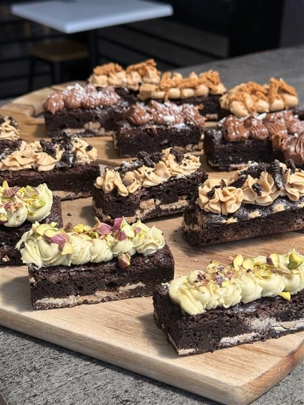 Brownie Selection Box