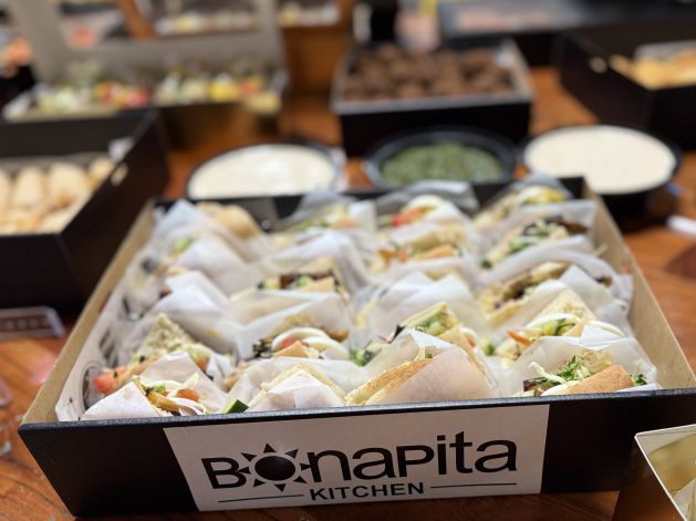 Black Label - 1/4 Falafel Sandwich