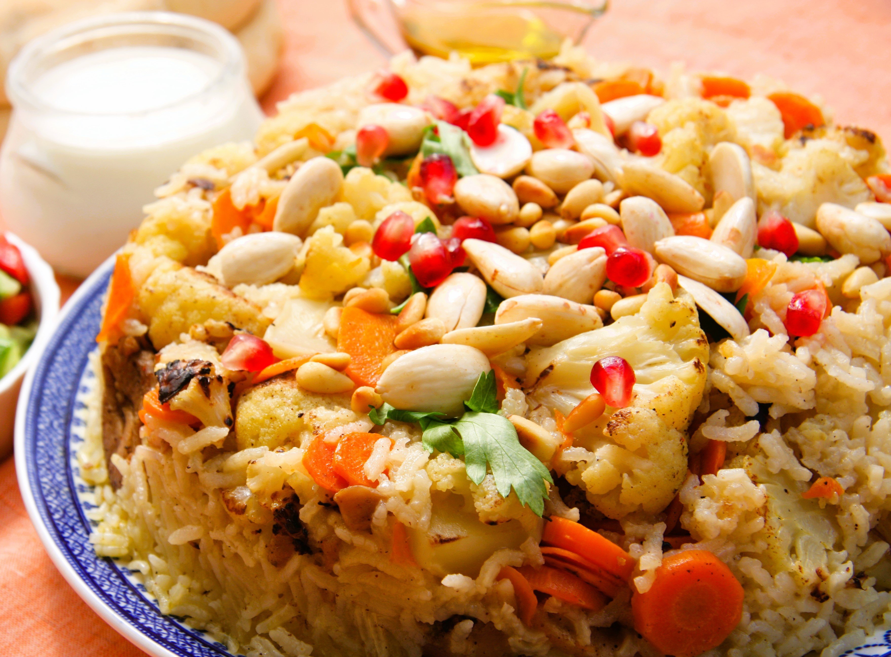 Geschichteter Gemüse-Basmatireis Geschichteter Gemüse-Basmatireis