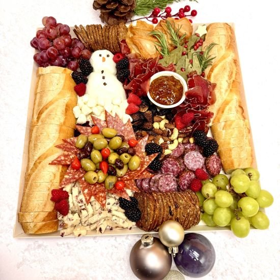 HOLIDAY 10 PERSON BOARD