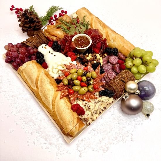 HOLIDAY 10 PERSON BOARD