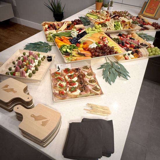 50 PERSON DROP OFF GRAZING TABLE 