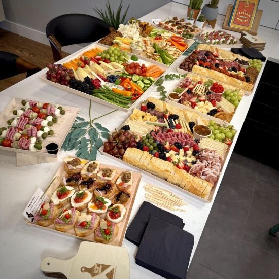 45 PERSON DROP OFF GRAZING TABLE 