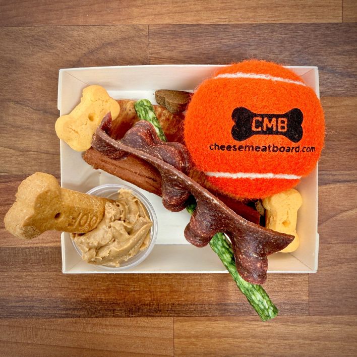 CHARPOOCHERIE DOGGY BOARD