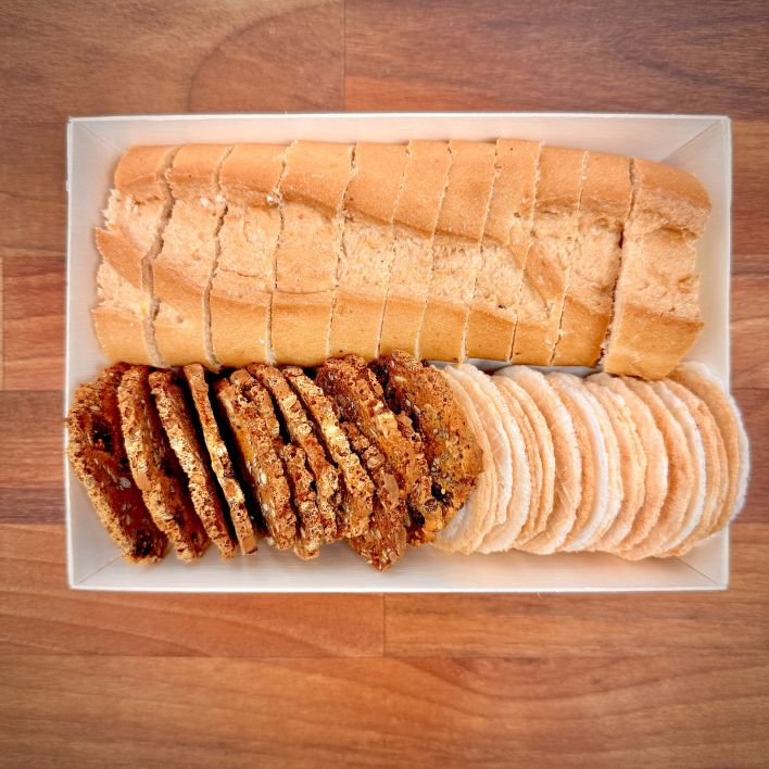 GLUTEN FREE BREAD & CRACKERS