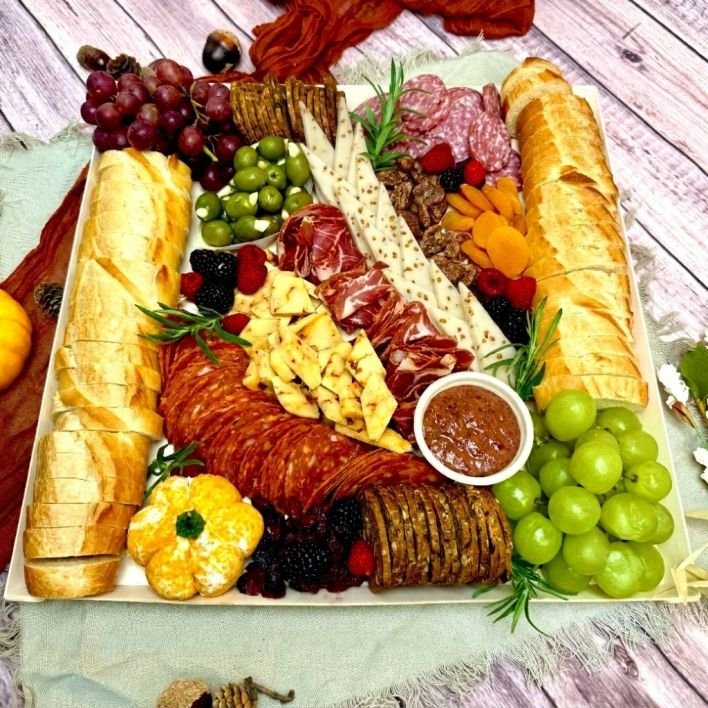 THANKSGIVING 10 PERSON BOARD