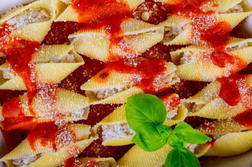 Stuffed Shells with Marinara Sauce - Full Tray (48)