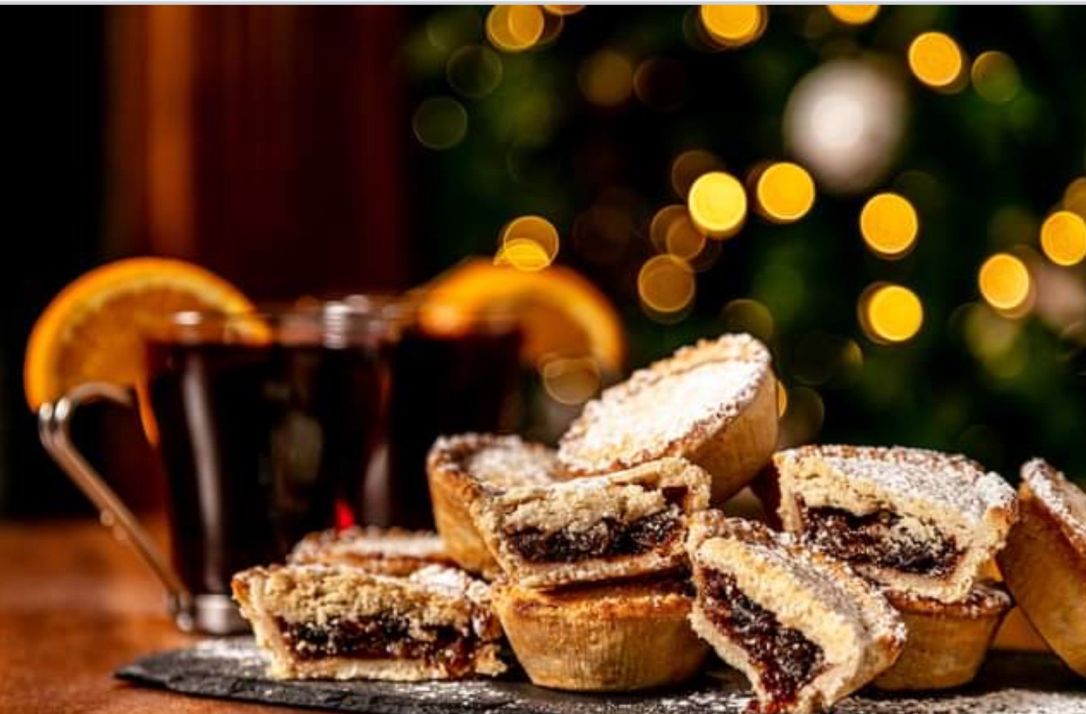 Mulled Wine & Mince Pie Package (No Attribute)