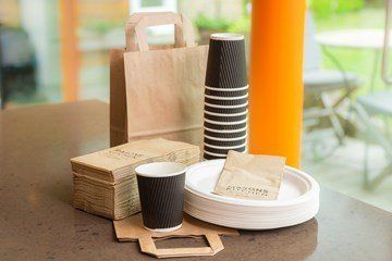 Disposable plates, cups and serviettes (for 25 people)