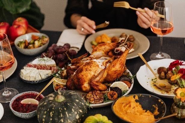 Thanksgiving Hot & Cold Buffet