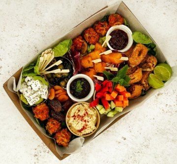 Vegan Grazing Box (8-10 people) (No Attribute)