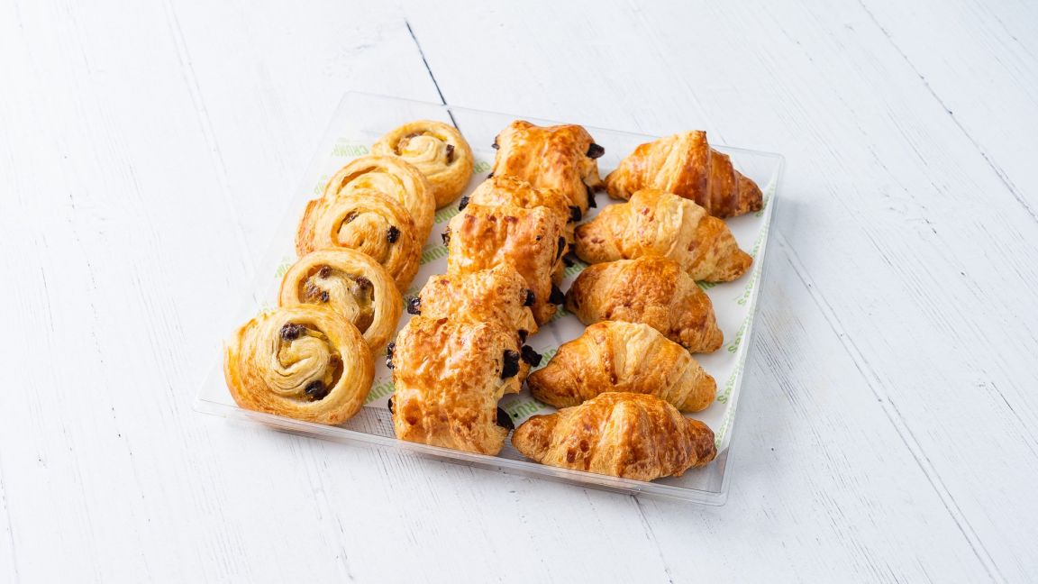 Mini Breakfast Pastry Selection (15)
