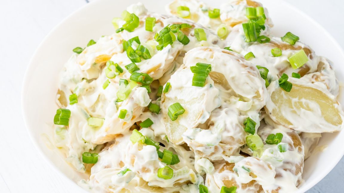 Classic Potato & Spring Onion Salad (Sharing Bowl)