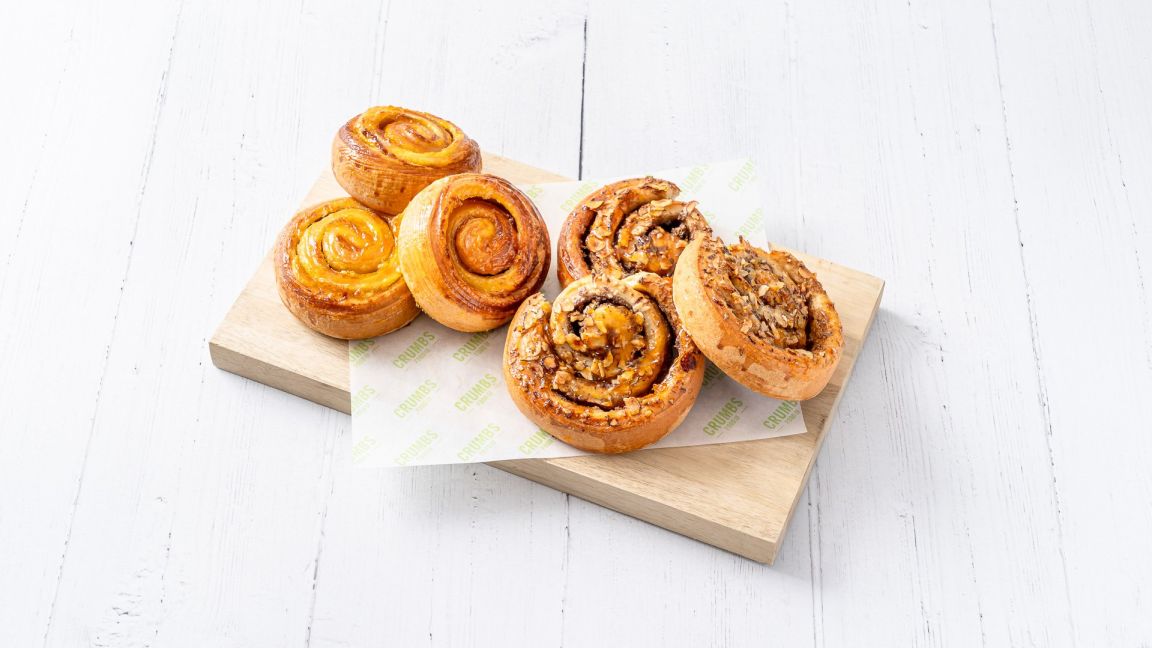 Sweet Pastry Selection (6)