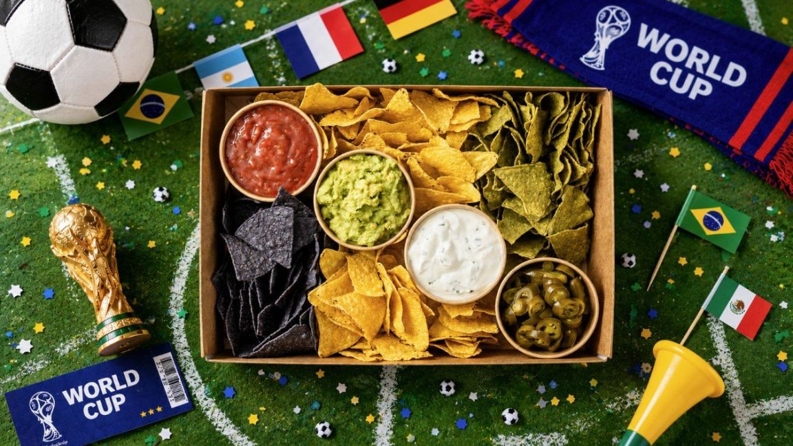 World Cup Mexican Trio Chips & Dips