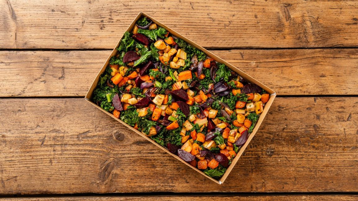Roasted Root Vegetable & Kale Salad (Large Salad Box)