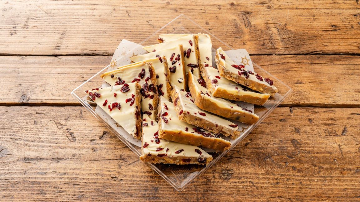 White Chocolate & Cranberry Tiffin (24)