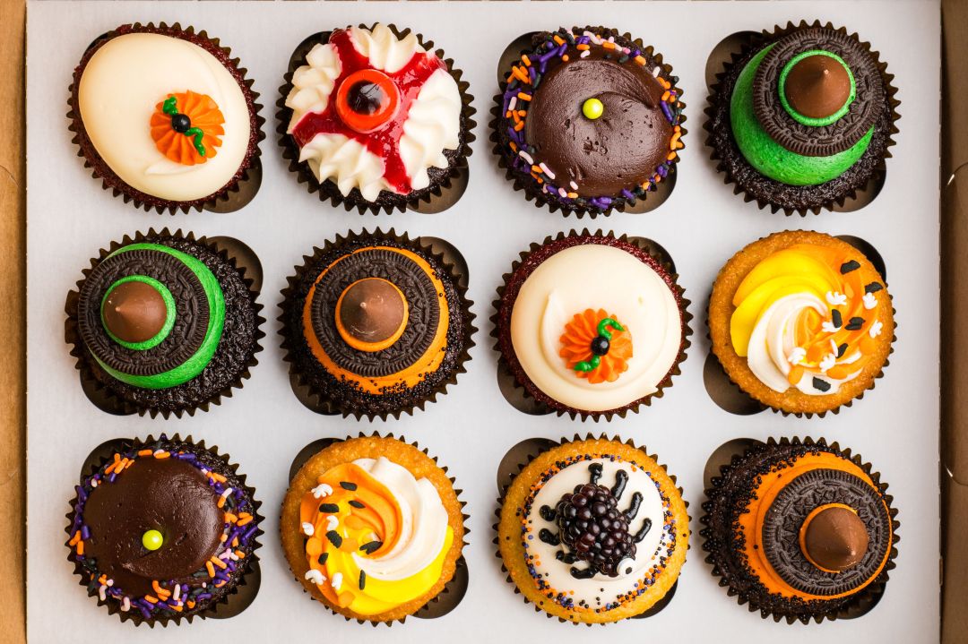 A Spooky Halloween Dozen Box