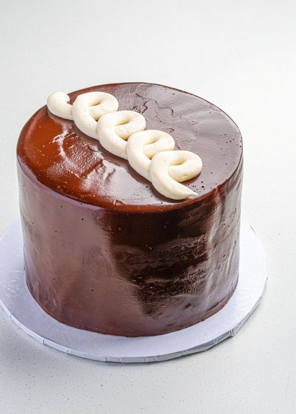 Chocolate Cream Throwback Cake