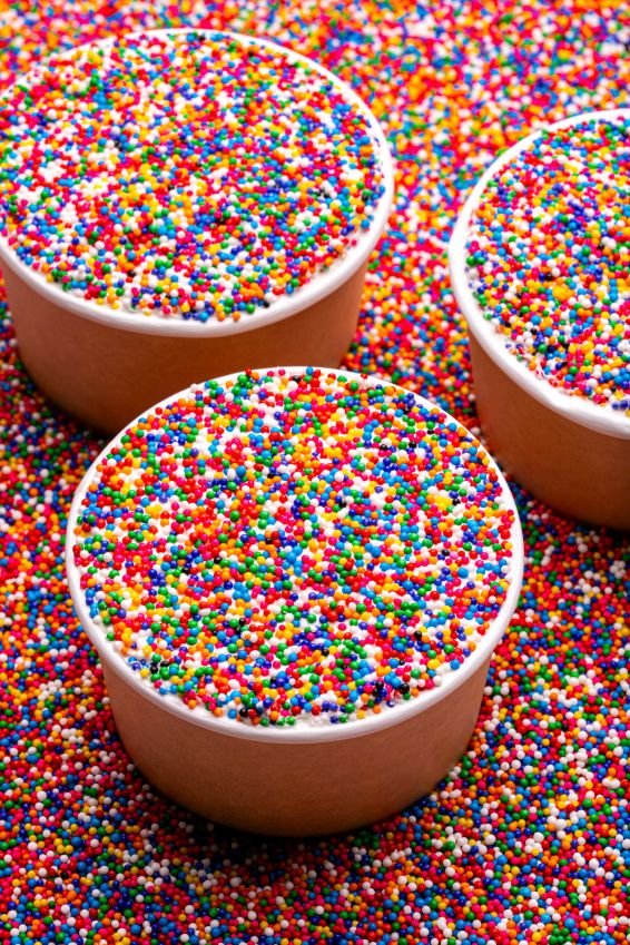 A Cupcakin' Dot Cake!!
