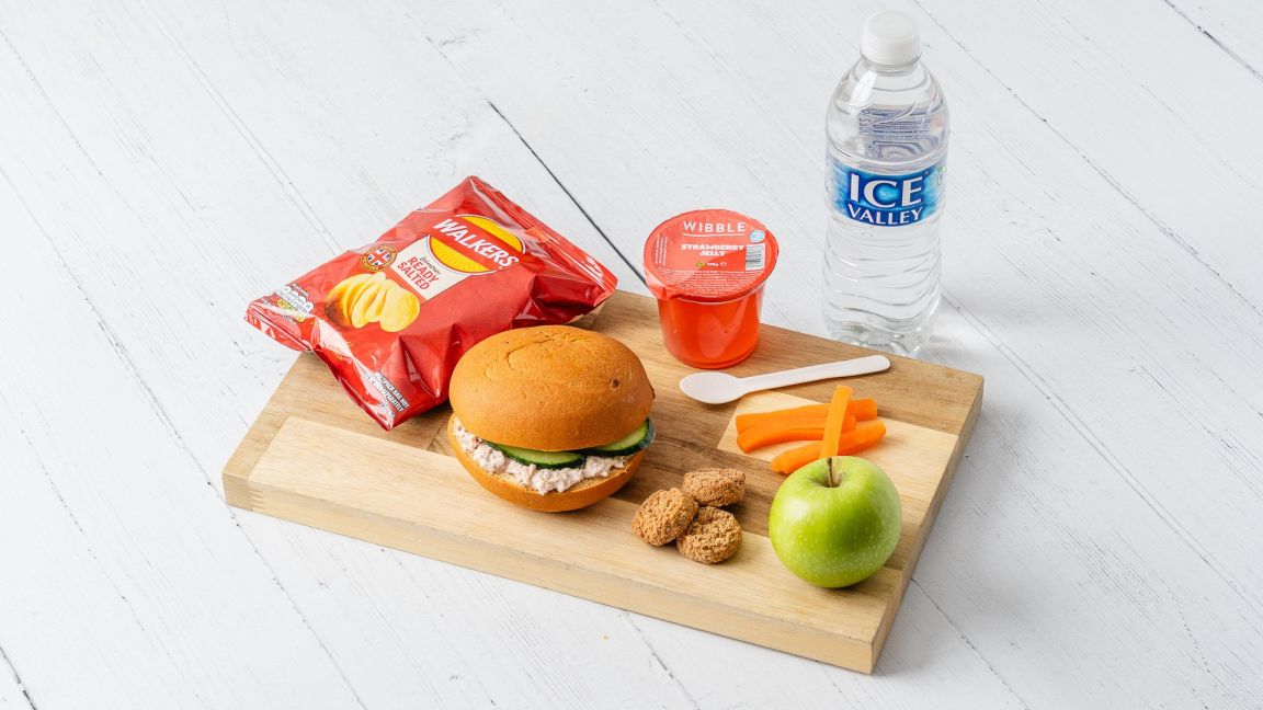 Allergen Free Chicken Mayo & Salad Bun