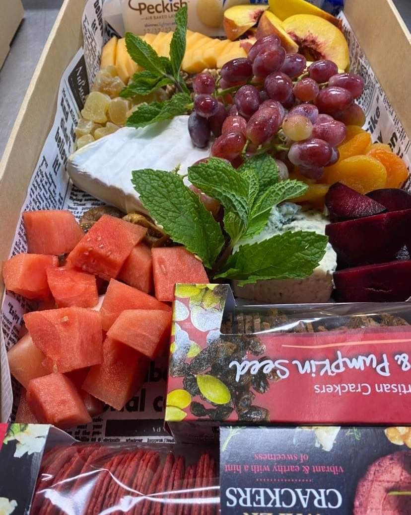 Cheese Fruit Platter M