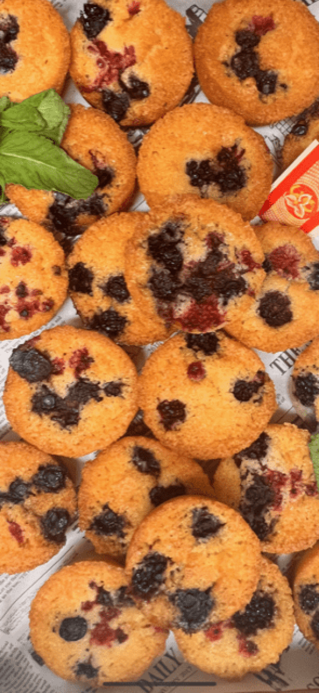 Friand w/ Berries & Lemon Myrtle