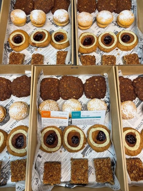 Bush Tukka Biscuits (12)