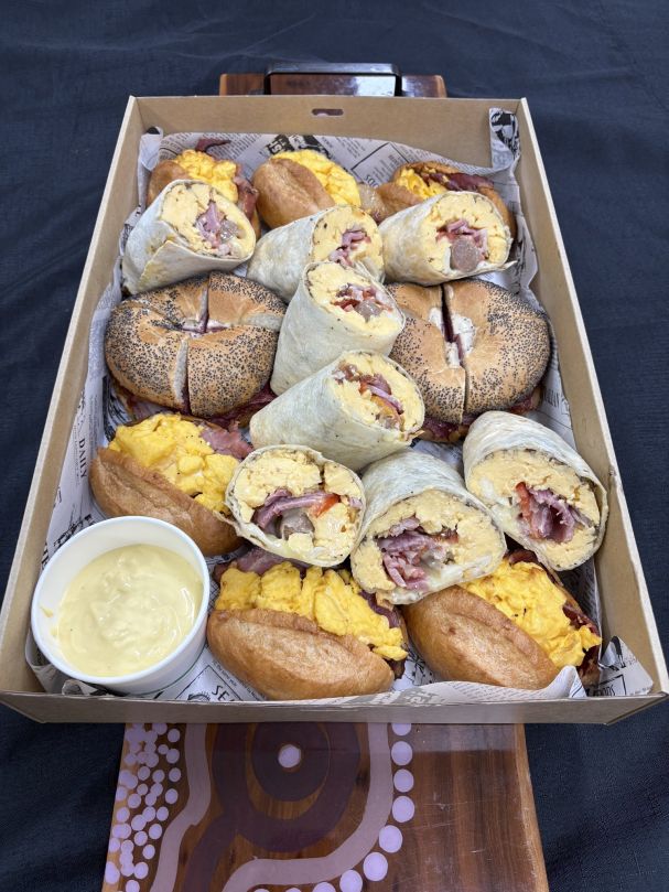 Hot Breakfast Box (Medium)