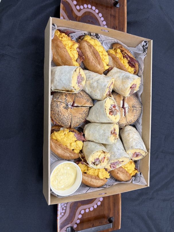 Hot Breakfast Box (Medium)