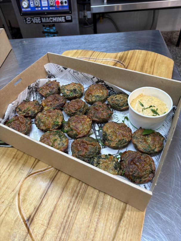 Spinach & feta Muffin with Sambal Mayo