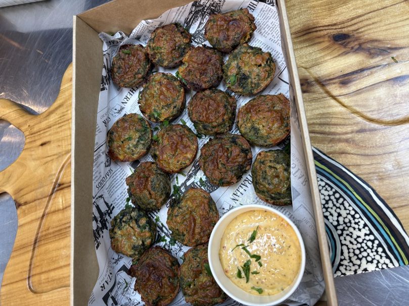 Spinach & feta Muffin with Sambal Mayo