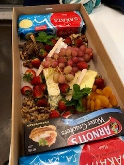 Cheese & Fruit Platter (L)