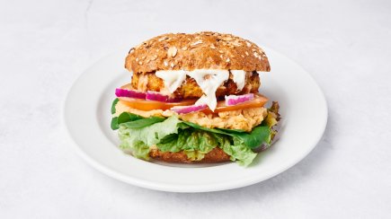 Vollkorn-Veggie Burger mit Gemüsepflanzerl