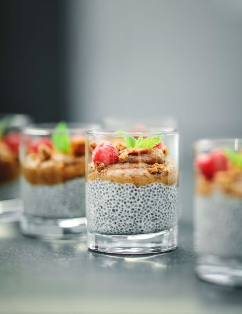 Chia-Pudding mit Apfelmus