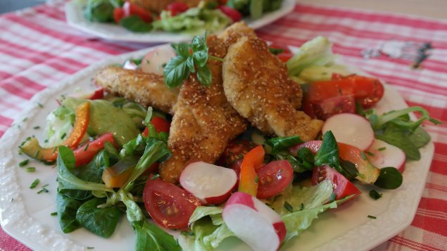 Salat mit Maishähnchen