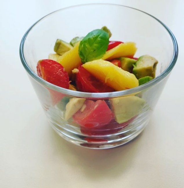 Mini Tomaten-Avocado-Salat