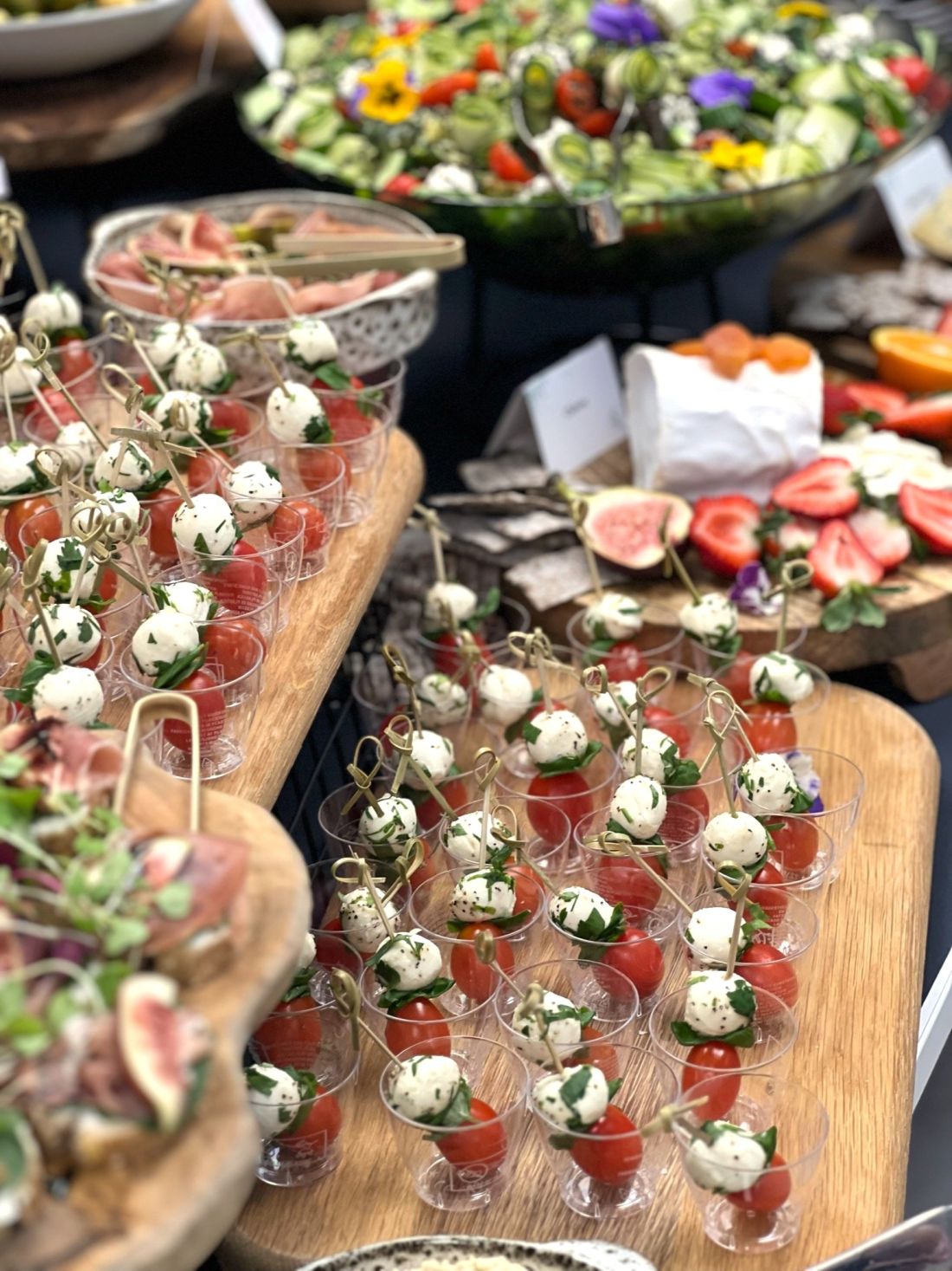 Deluxe Grazing Table - Main Image