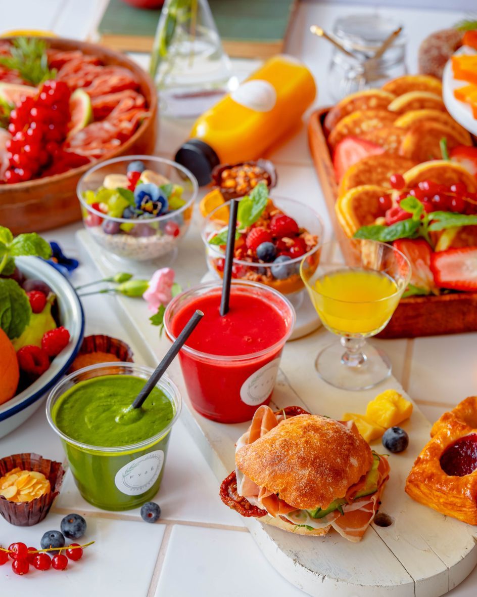 Breakfast of the Day (last-minute or small groups!)