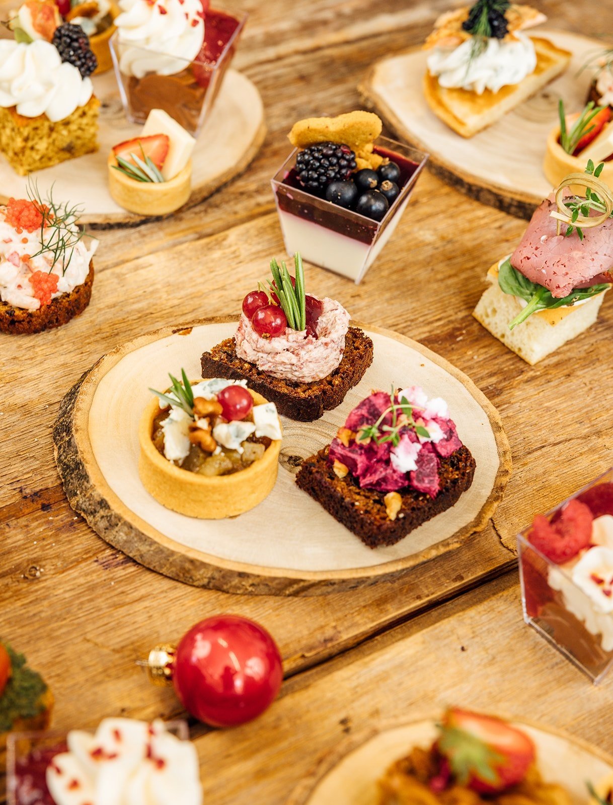 Festive Cocktail Bites (from 4,20€/pcs)