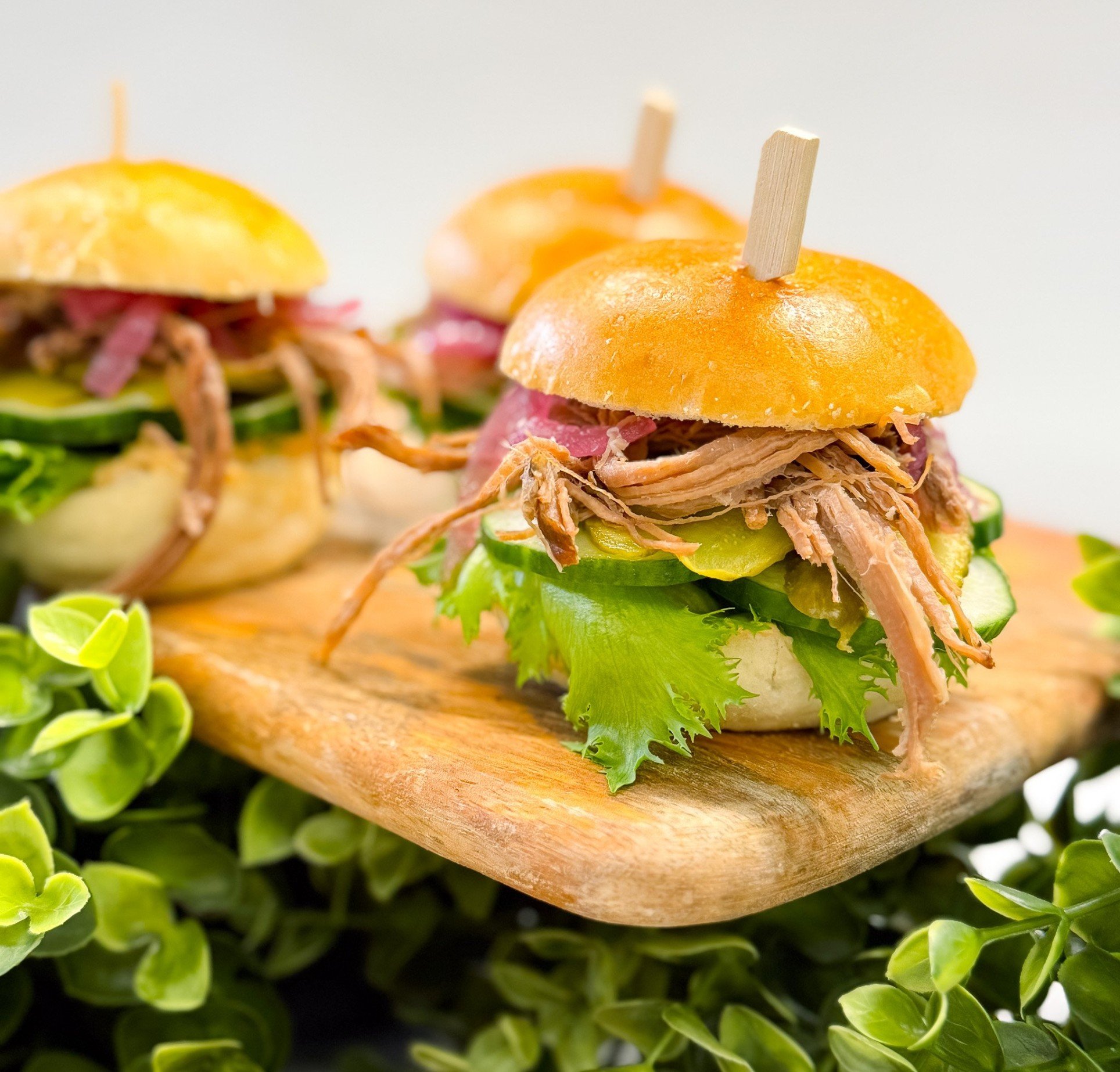 Beef Brisket with Smoky Chipotle-Mayo Slider (new flavour!)
