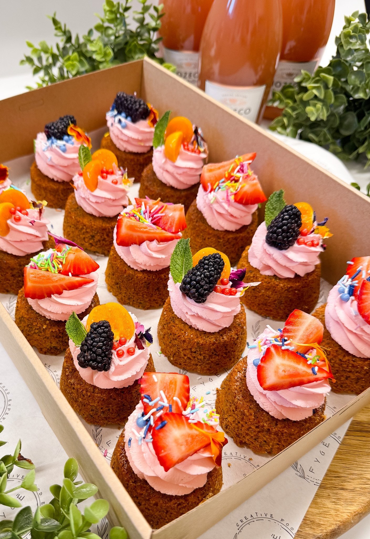 Pink Mascarpone and Citrus Mini Cake Box (NEW!)