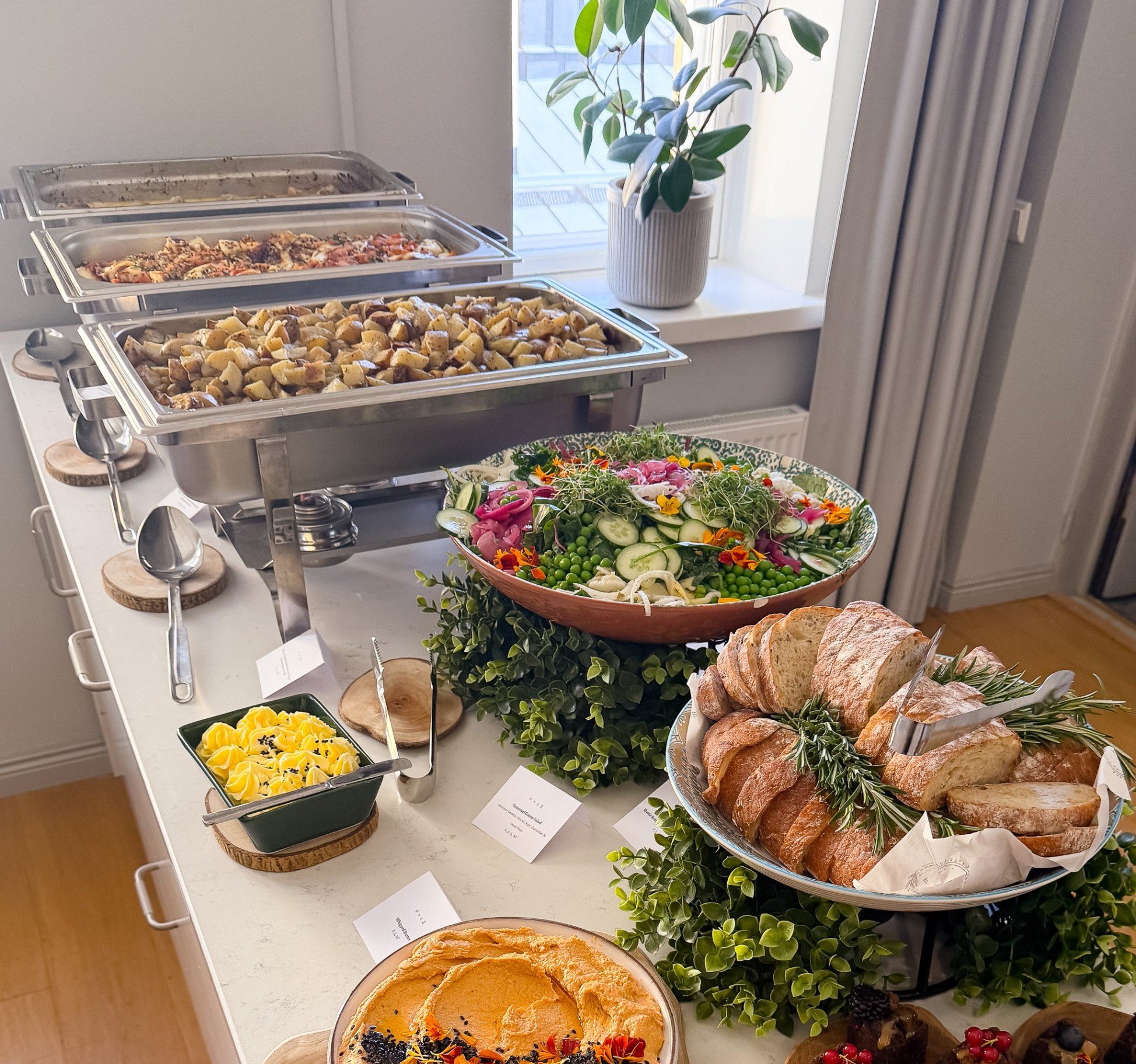 Summer Party Lunch Table 