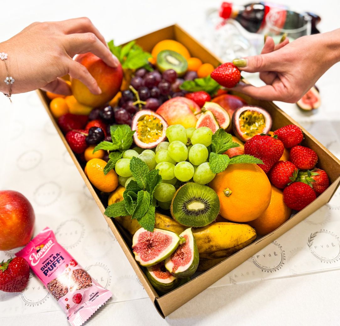 Fresh Fruit Box (serves 10)