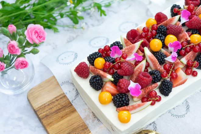 Bourbon-Vanilla Layered Cake
