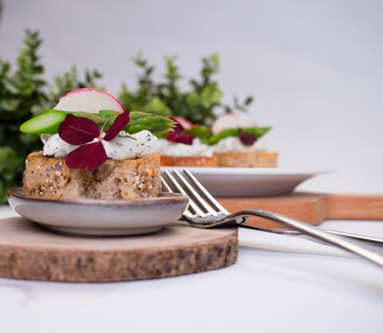 Ricotta&ndash;Chervil Mousse on Rustic Crostini, Spring Asparagus, Radish and Garden Sprouts 
