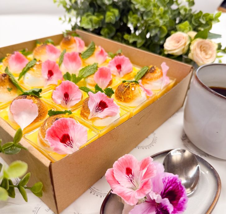 Lemon Meringue and Brown Butter Crumble Cup