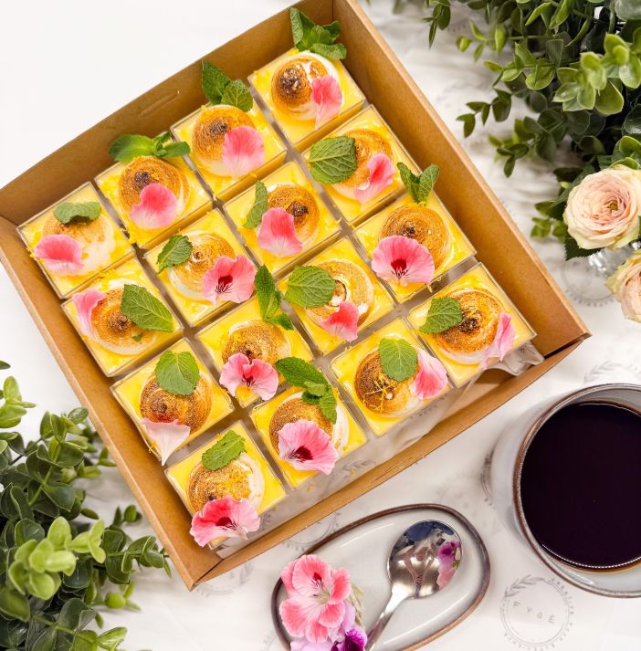 Lemon Meringue and Brown Butter Crumble Cup