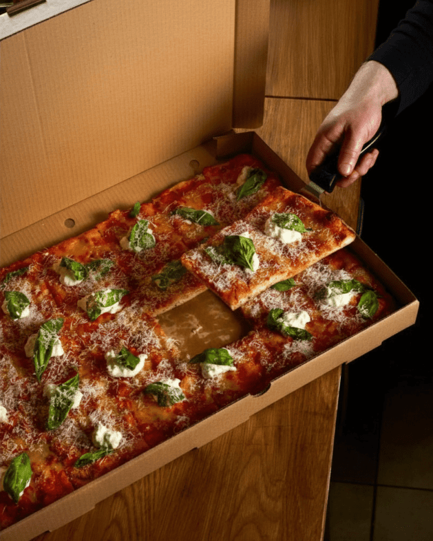 Gourmet Pizza Box (24 pcs)