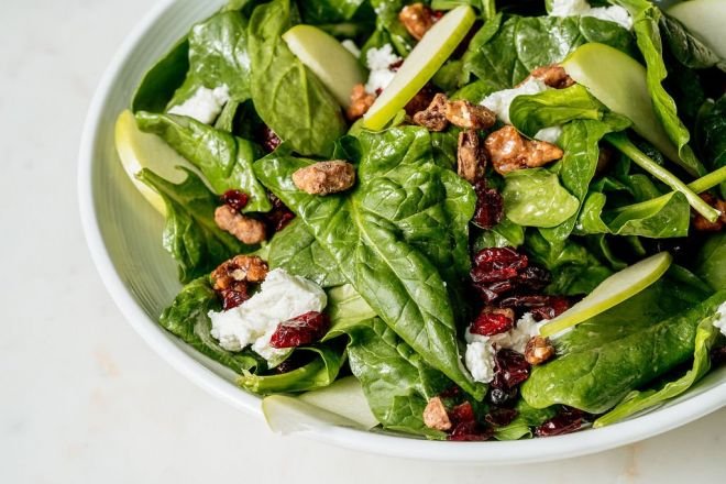 Baby Spinach & Goat Cheese, serves 10-12